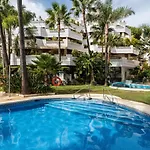 Apartment Fuente Aloha By Interhome