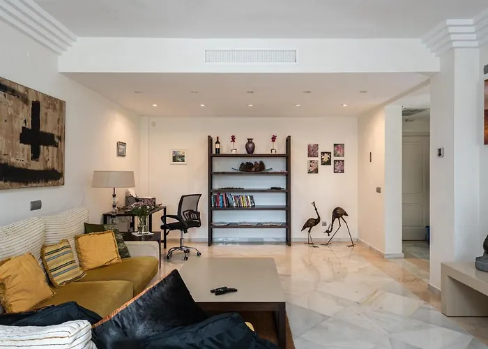 Апартаменти Fuente Aloha By Interhome *