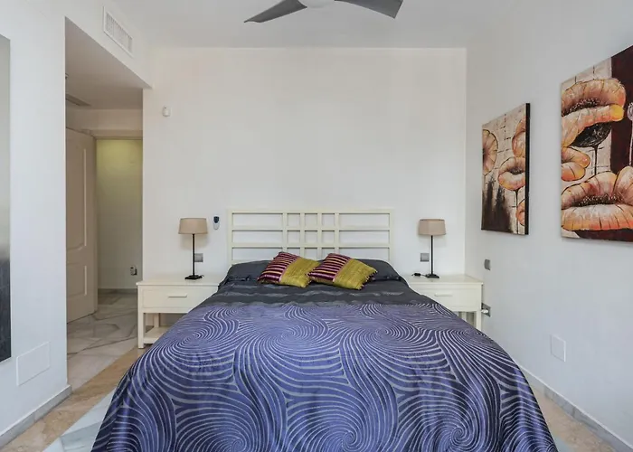 Fuente Aloha By Interhome Марбелья