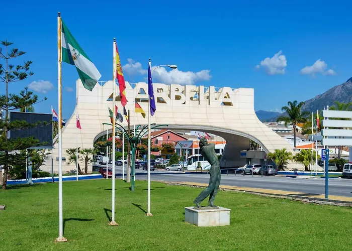 Апартаменти Fuente Aloha By Interhome