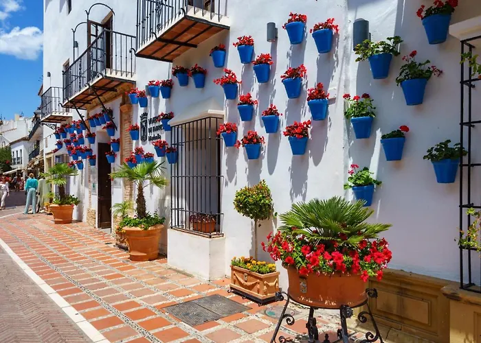 Apartment Fuente Aloha By Interhome Marbella